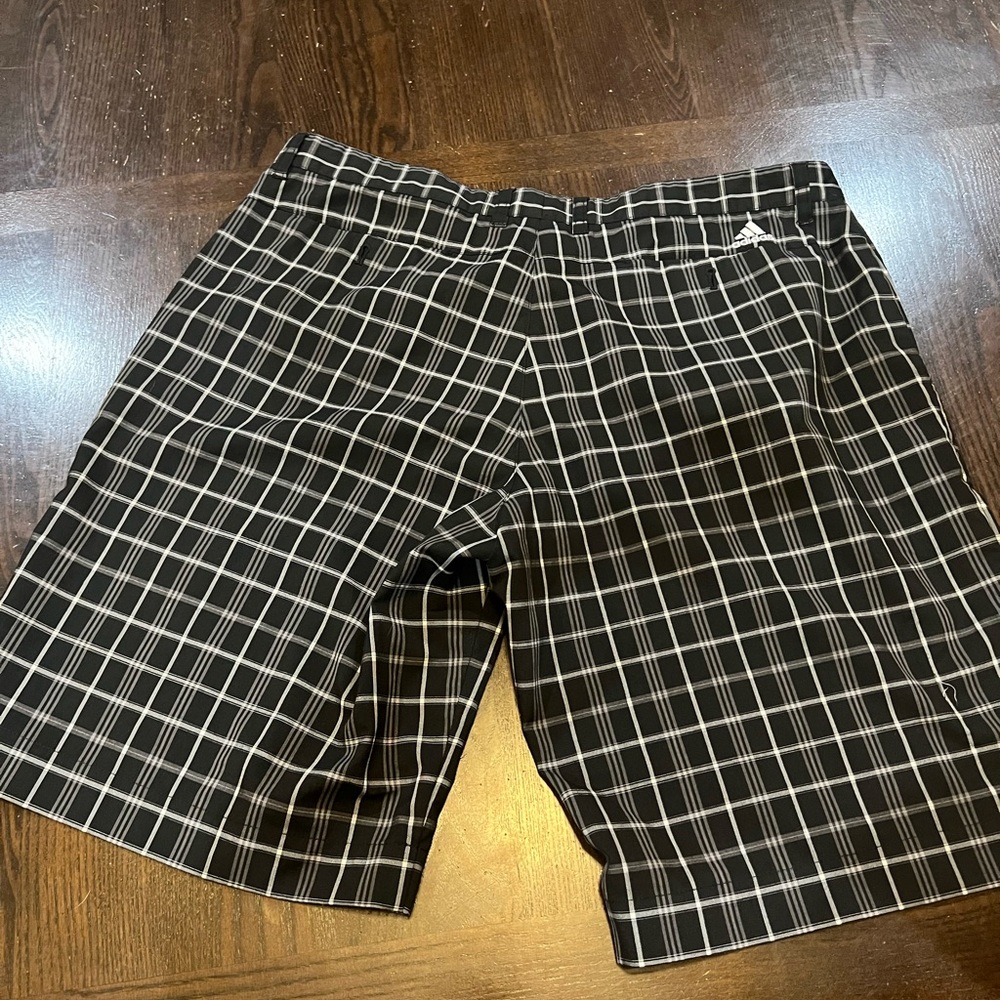 Men’s Adidas golf shorts